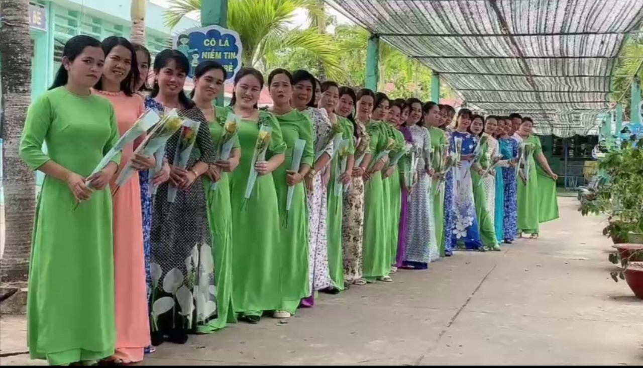 Hưởng ứng tuần lễ áo dài năm 2024