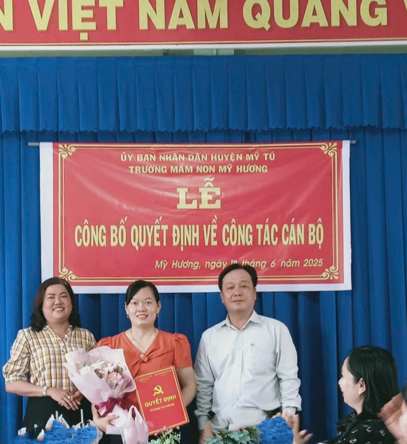 Lễ công bố quyết định Phó Hiệu trưởng (2025-2030)