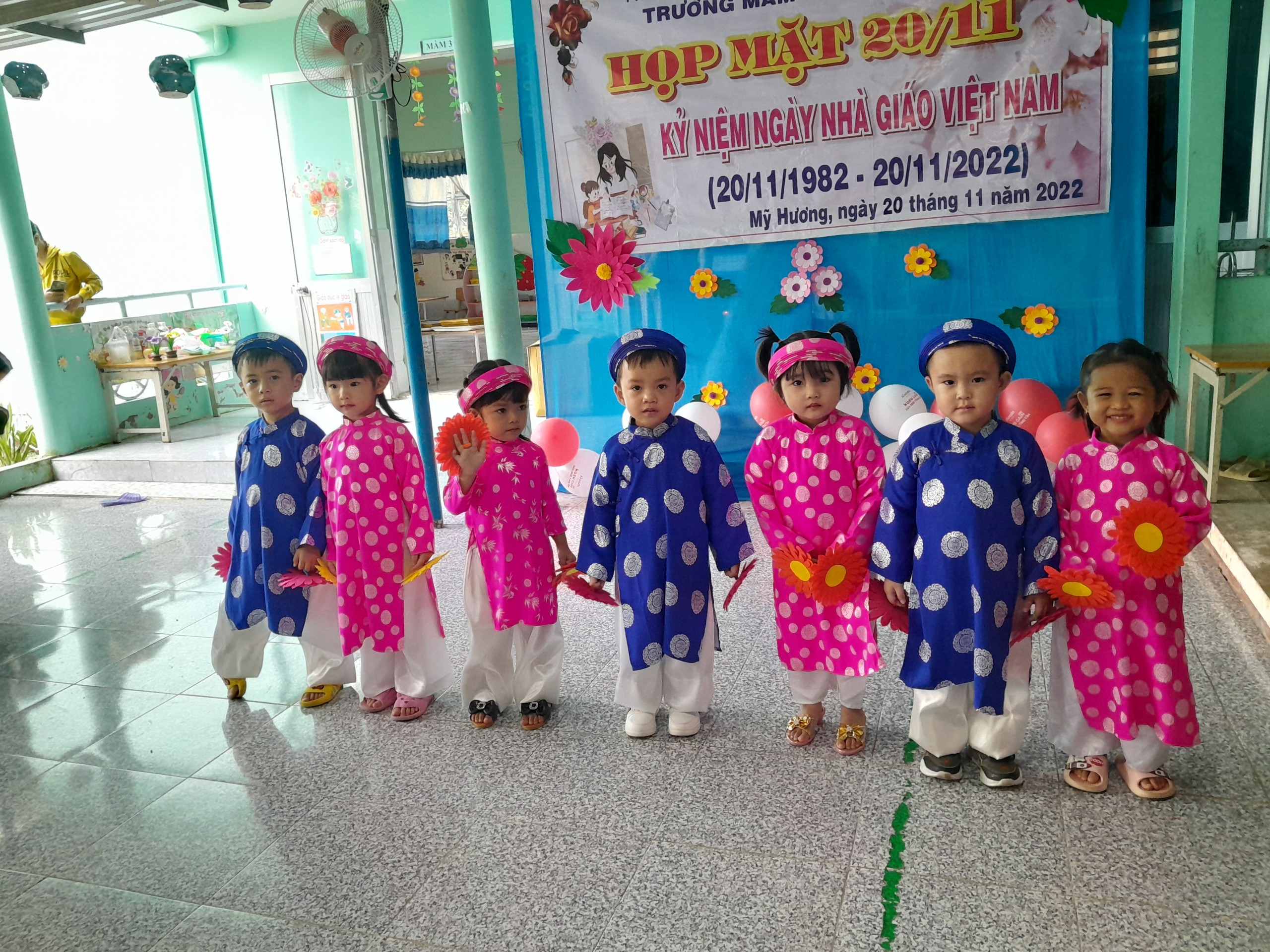 Những hình ảnh đáng yêu của trẻ trường mầm non Mỹ Hương