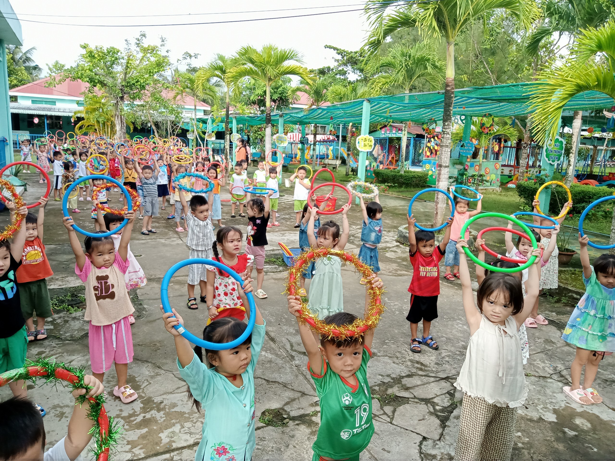 Hoạt động thể dục sáng